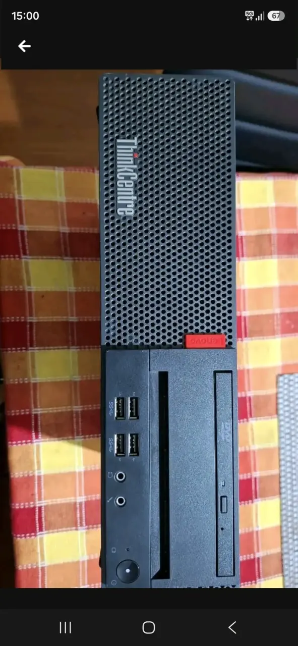 Computador Lenovo ThinkCentre compacto - 2