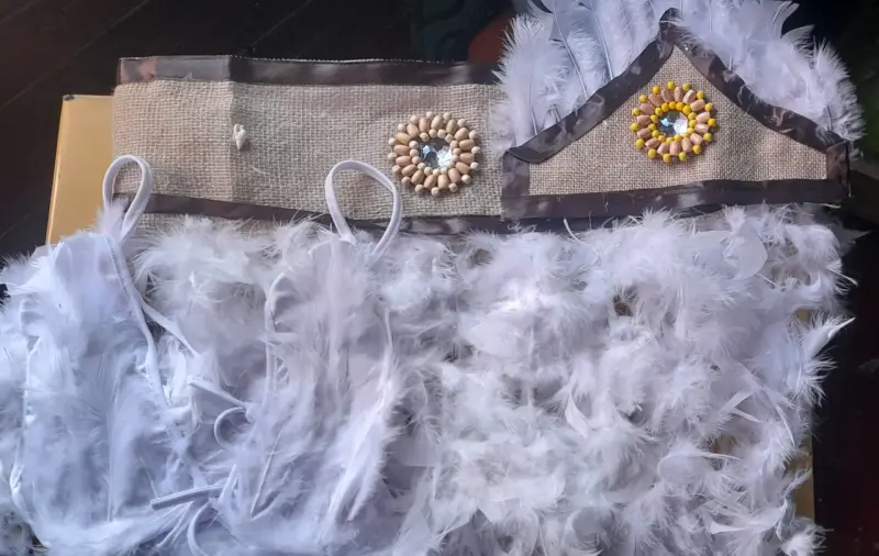 Traje de Isla de pascua - Mujer - 1