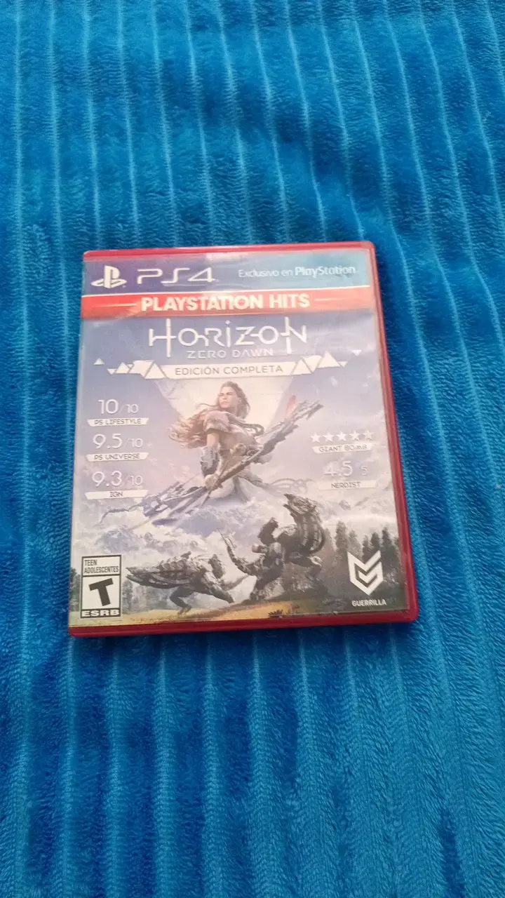 Juego PS4 Horizon Zero Dawn Edición Completa - 1