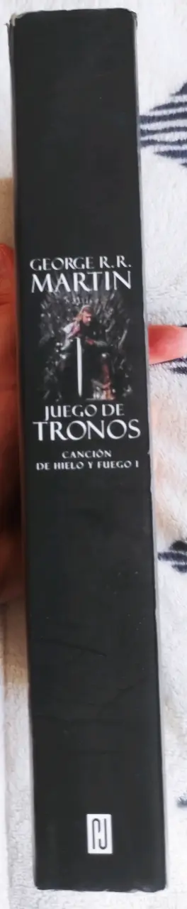 Libro Juego de Tronos de George R.R. Martin - 3