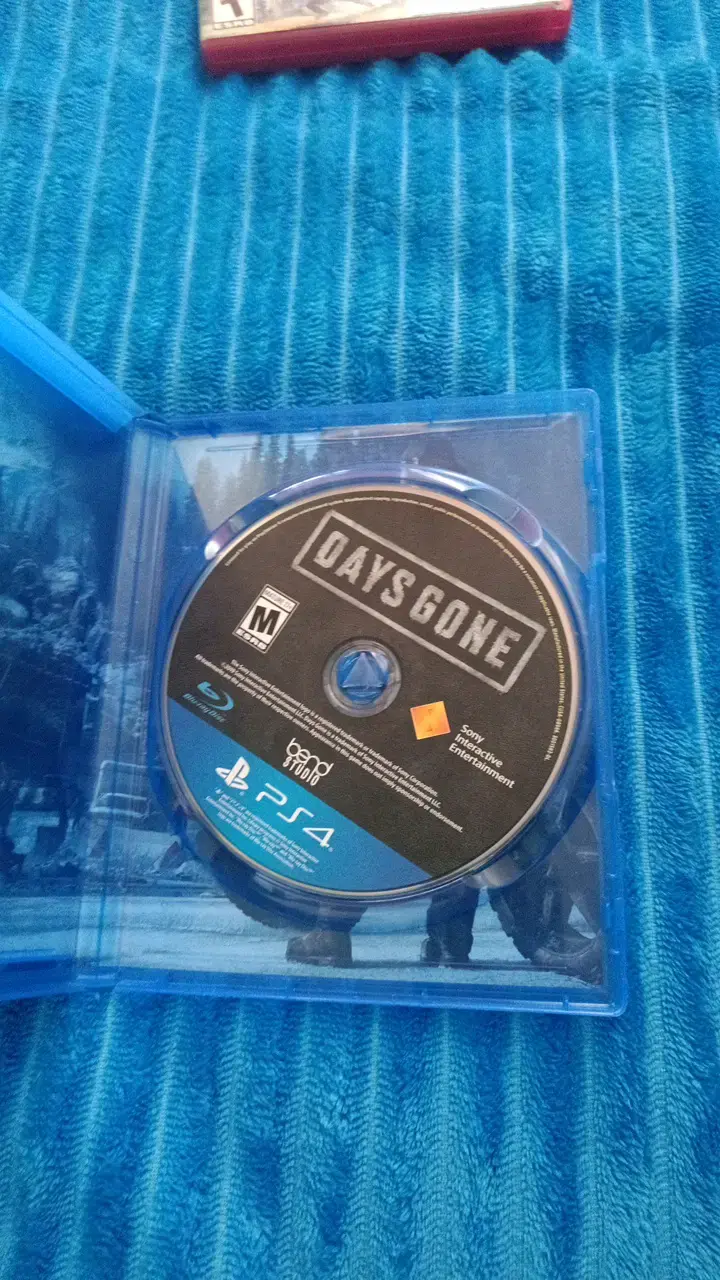 Juego PS4 Days Gone en buen estado - 2