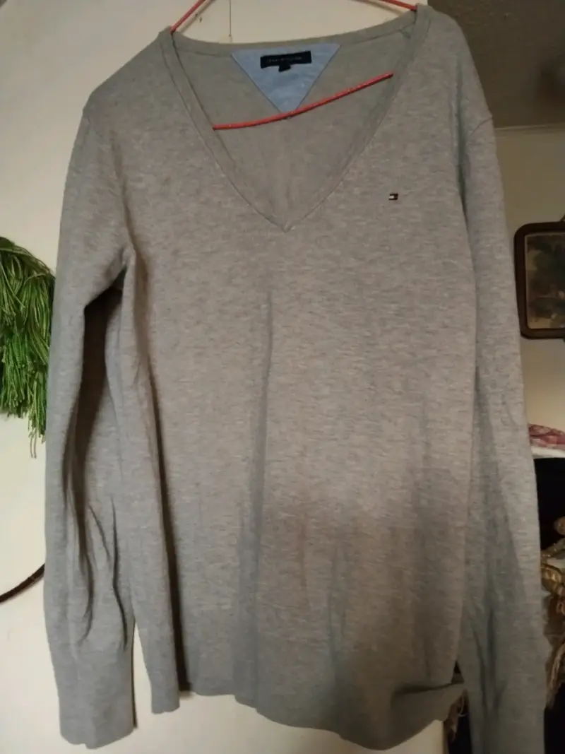 Suéter gris Tommy Hilfiger para hombre - 3