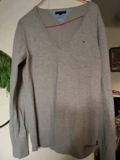 Suéter gris Tommy Hilfiger para hombre - miniatura 3