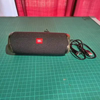 Parlante portátil JBL Flip 5 resistente al agua - miniatura 4