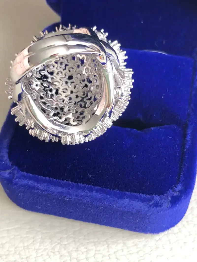 Anillo enchapado con diseño de diamantes - 3
