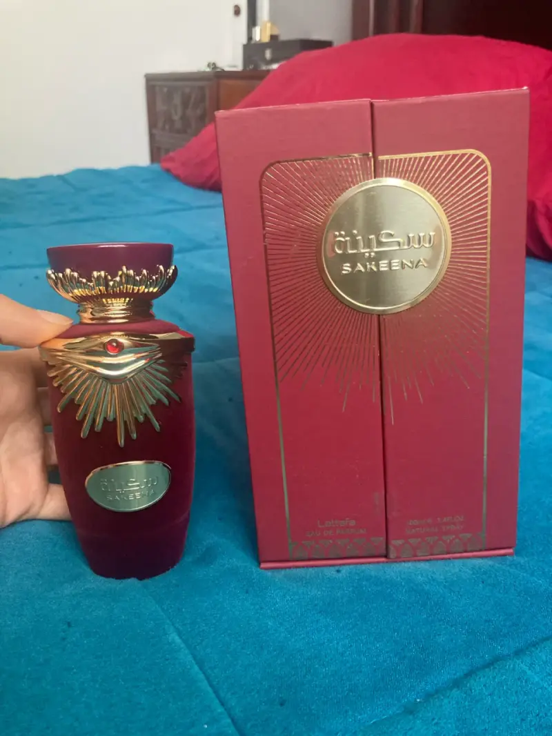 Perfume Sakeena Lattafa 100ml Edición Especial - 1