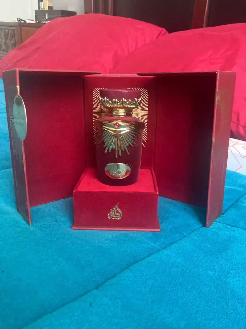 Perfume Sakeena Lattafa 100ml Edición Especial - 3