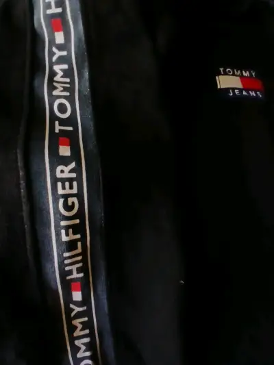Polerón negro con capucha Tommy Hilfiger - miniatura 4