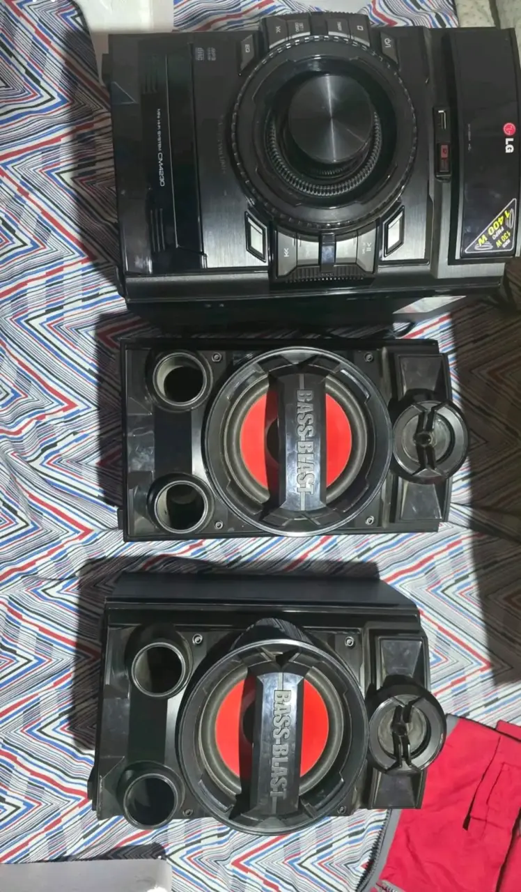 Minicomponente LG CM4230 con Bass Blast - 2