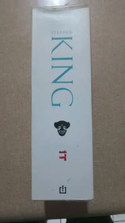 Libro 'It' de Stephen King en español - miniatura 3