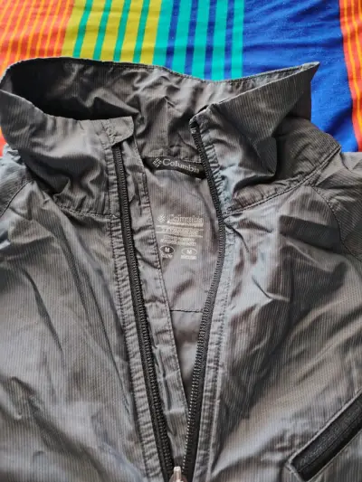 Corta viento Columbia gris para hombre - miniatura 2