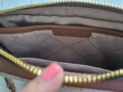Cartera Michael Kors con diseño monograma - miniatura 3