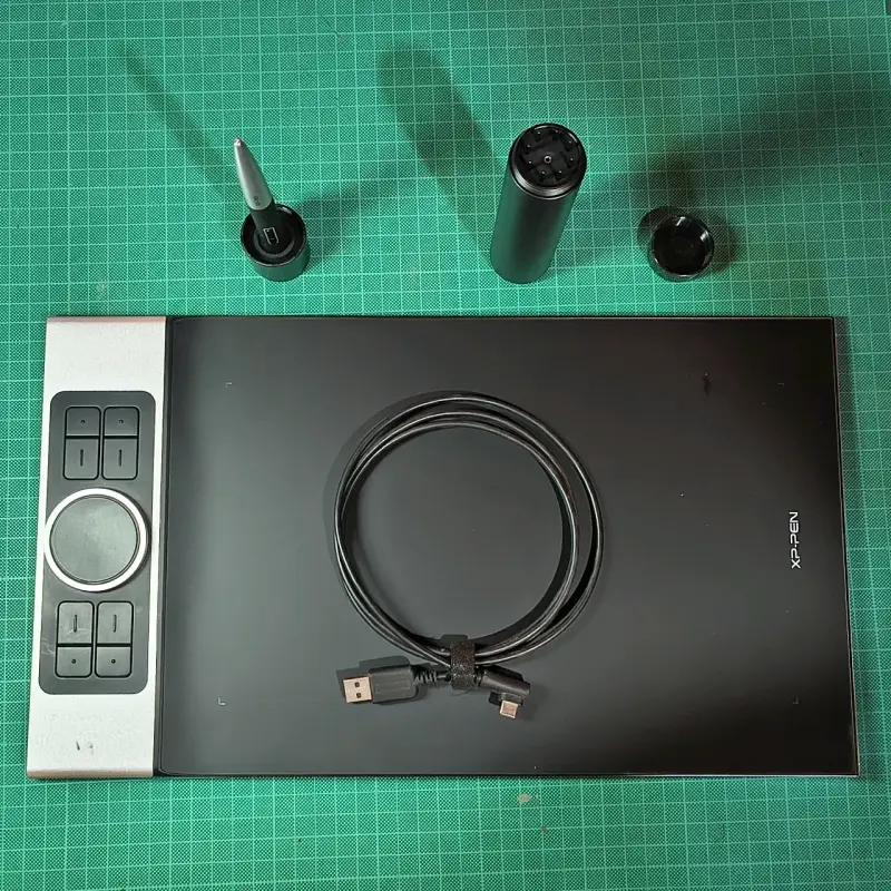 Tableta gráfica XP-Pen con lápiz y accesorios - 2