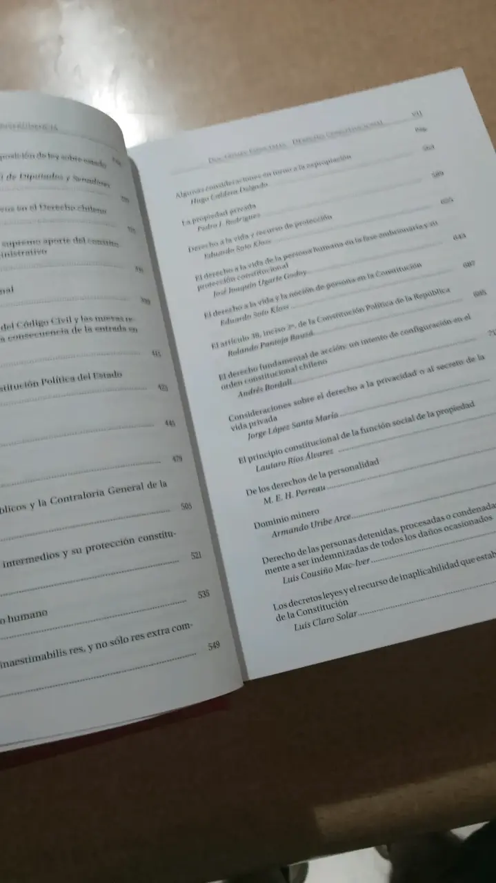 Libro Doctrinas Esenciales Derecho Constitucional - 5
