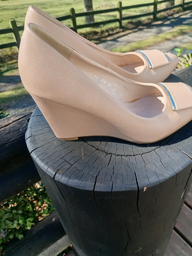 Zapatos de cuña beige Marie Claire talla 37 - 1