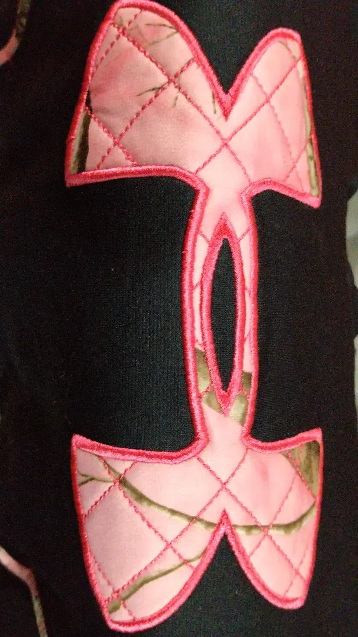 Polerón con capucha Under Armour negro y rosado - 3