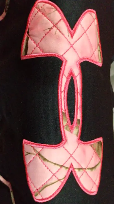 Polerón con capucha Under Armour negro y rosado - miniatura 3