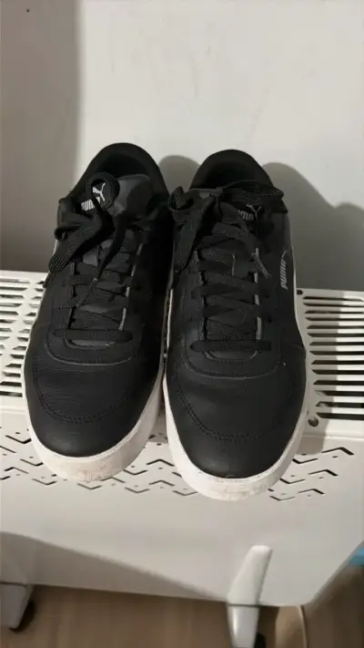 Zapatillas negras Puma - miniatura 2