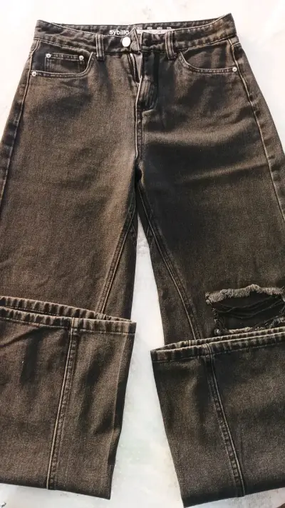 Jeans negros desgastados Sybilla Naomi - miniatura 1