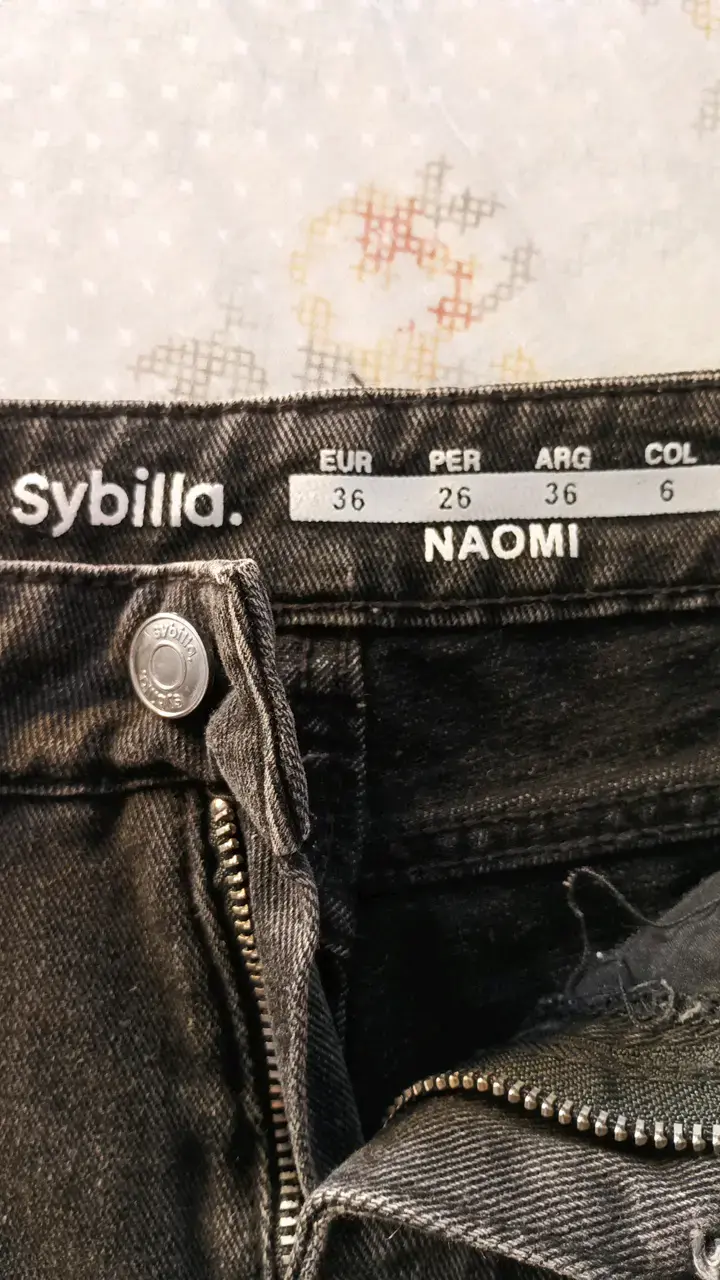 Jeans negros desgastados Sybilla Naomi - 2