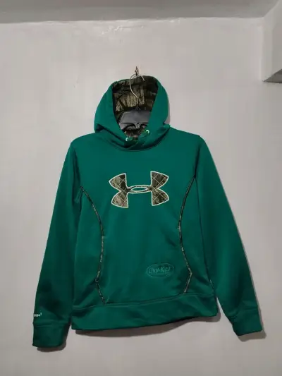 Polerón verde con capucha Under Armour - miniatura 1