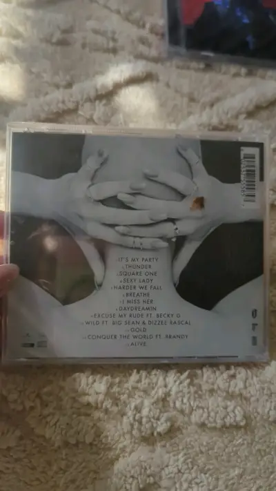 CD Jessie J Alive Edición Exclusiva - miniatura 2