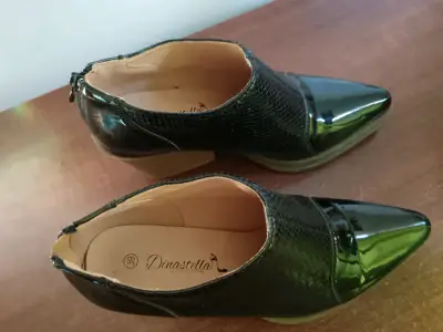 Botines negro con tacón - miniatura 2
