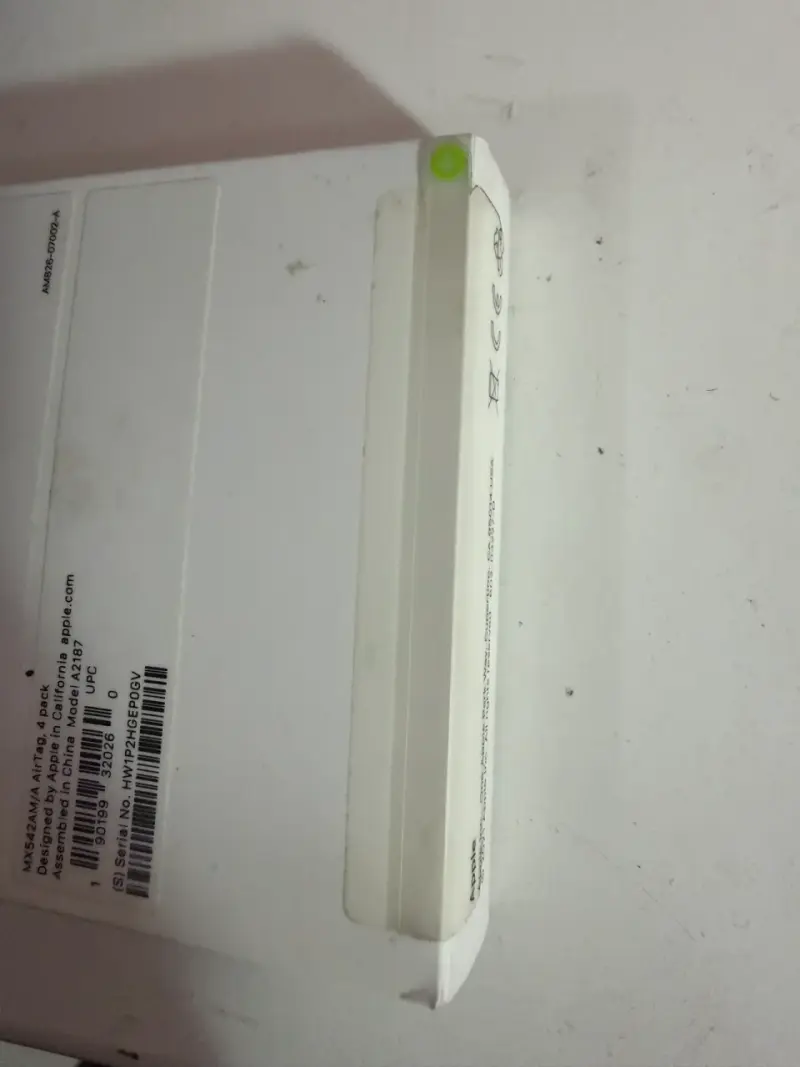 Paquete de 4 Apple AirTag para rastreo - 2