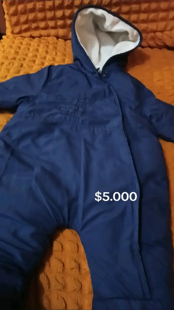 Chaqueta acolchada azul para niño con capucha - 2