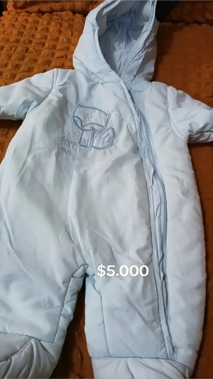 Chaqueta acolchada azul para niño con capucha - 3