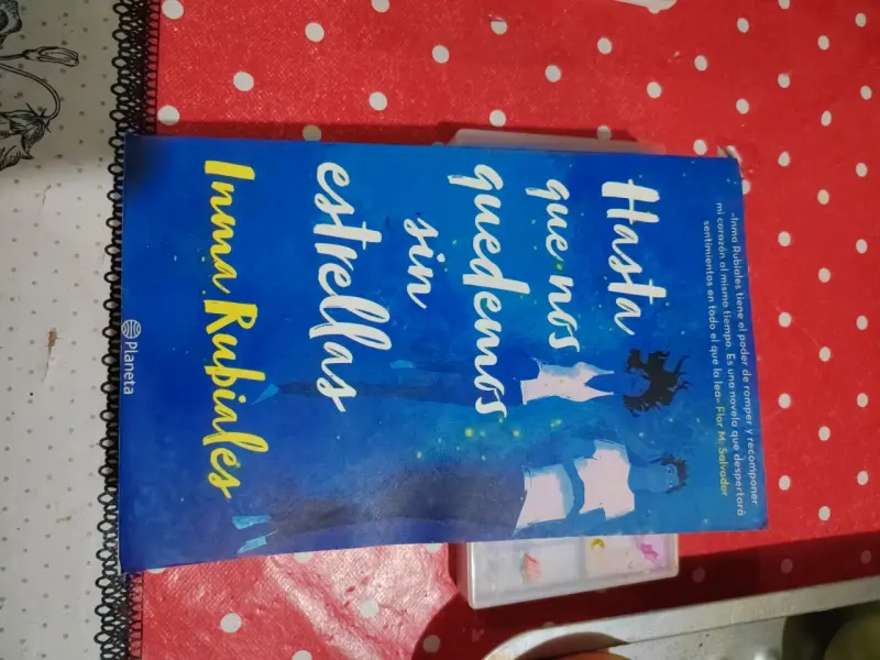 Libro 'Hasta Que Nos Quedemos Sin Estrellas'