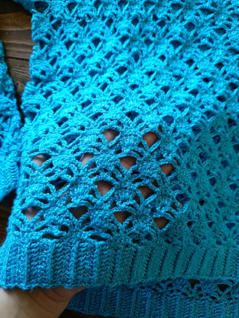 Chaleco artesanal de hilo tejido a crochet - 3