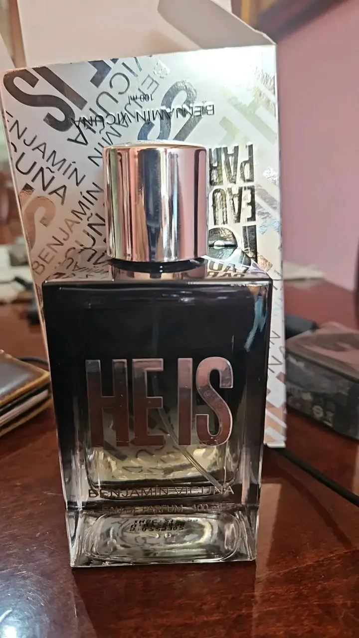 Perfume He Is Eau de Parfum 100 ml Benjamín Vicuña - 2