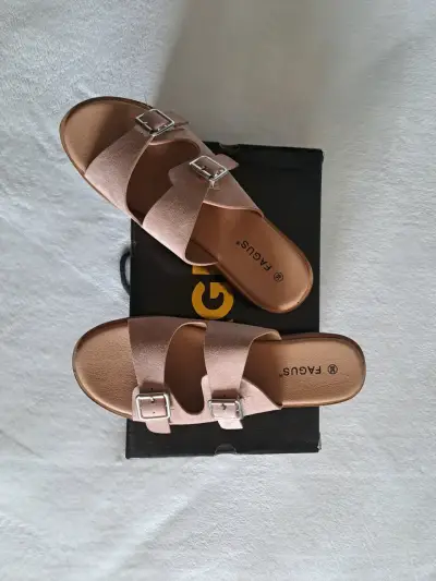 Sandalias de mujer rosa pálido con hebillas Fagus - miniatura 1