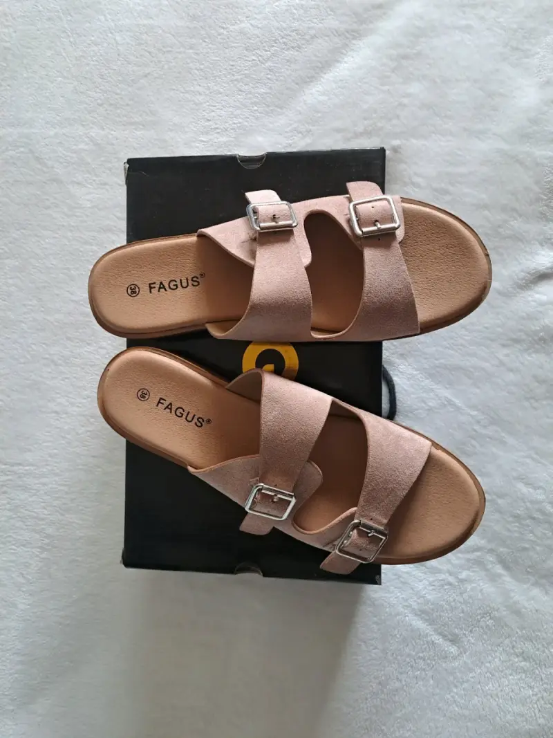 Sandalias de mujer rosa pálido con hebillas Fagus - 6
