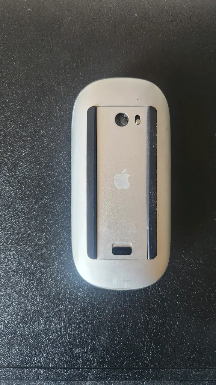 Mouse inalámbrico Apple Magic Mouse - 2