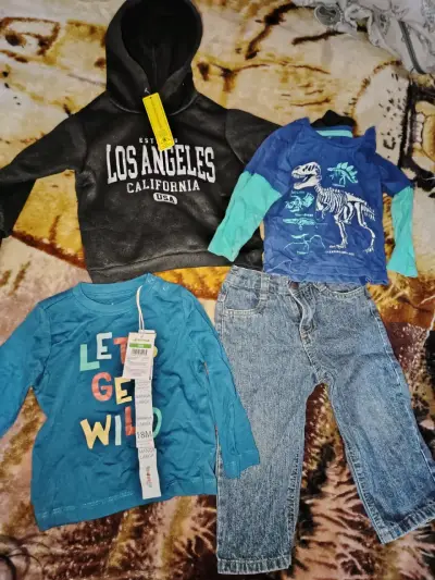 Lote de ropa de 12, 18 y 24 meses - miniatura 2