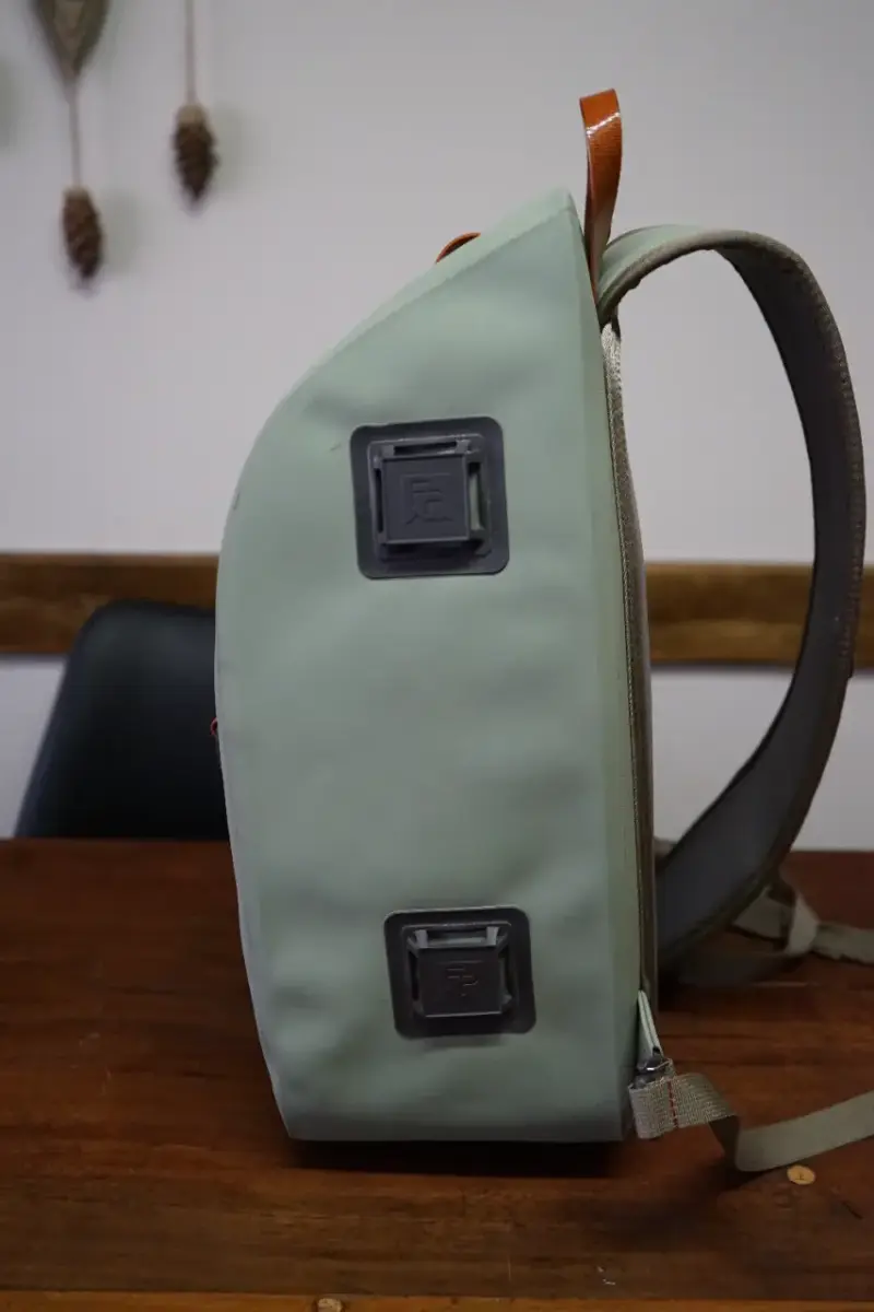 Mochila seca Fishpond slingpack - 3