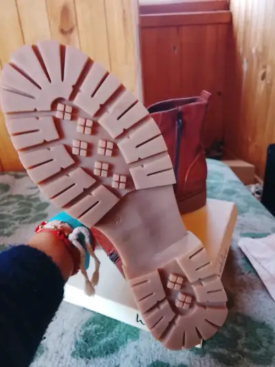 Botas de cuero marrón con cordones y cierre lateral - miniatura 3