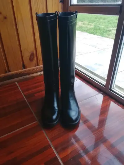 Botas de cuero negras para mujer - miniatura 1