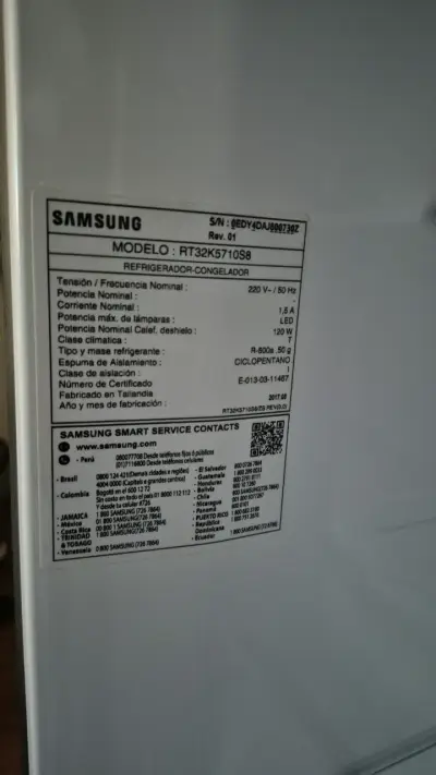 Refrigerador Samsung - miniatura 2