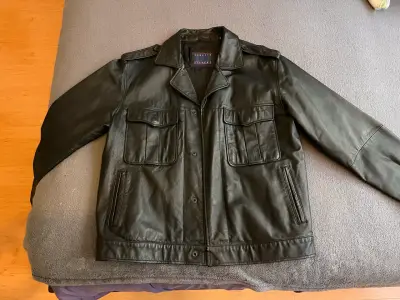Chaqueta de cuero negra para hombre - miniatura 1