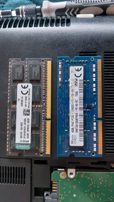 RAM DDR3 SODIMM Kingston y SK Hynix 4GB - miniatura 2