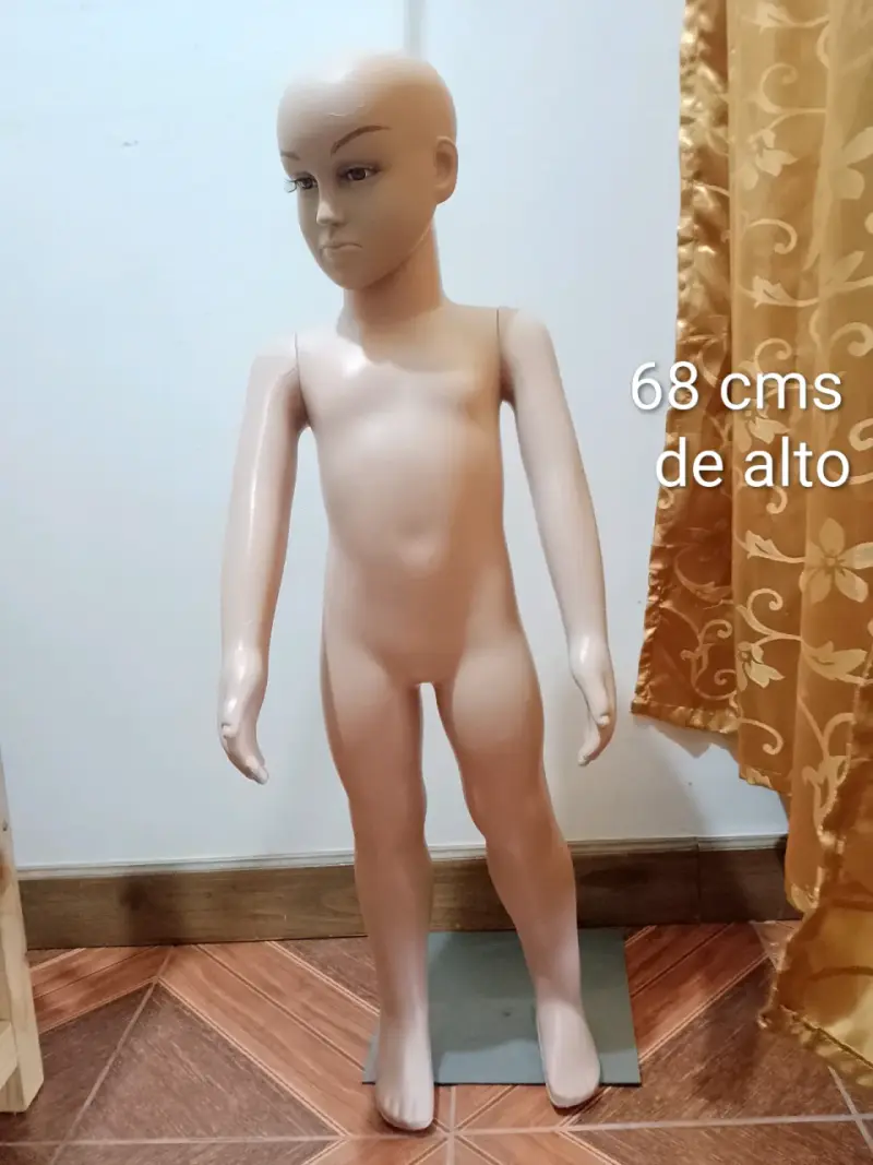 Maniquí infantil de 68 cm para exhibición - 2