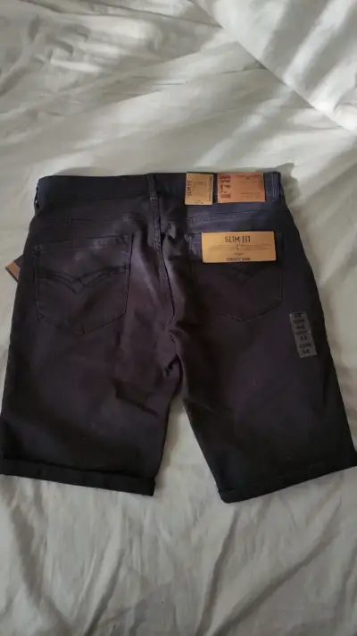 Bermudas negras slim fit Ferouch talla 44 - miniatura 2