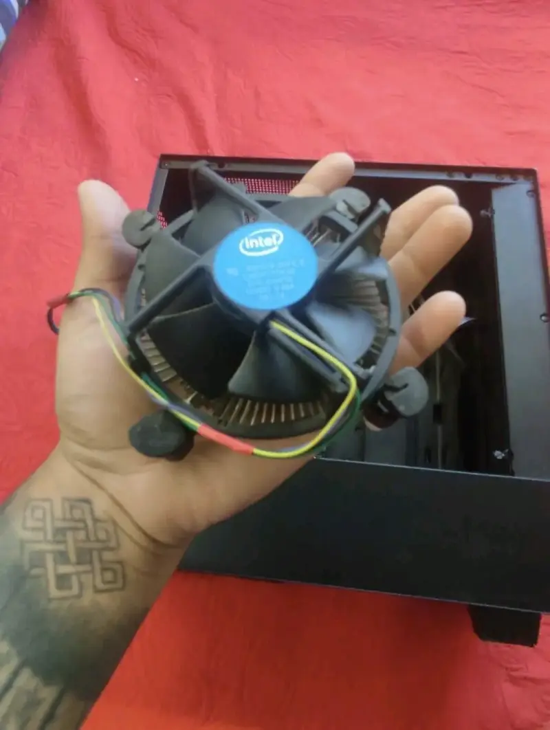 Ventilador de CPU Intel con disipador