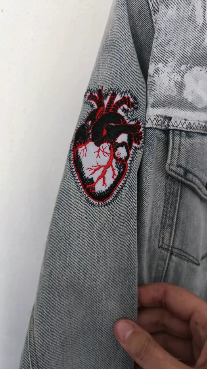 Chaqueta de mezclilla con diseño de estrellas - 4