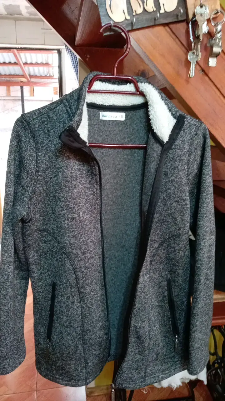 Chaqueta de lana gris para mujer - 4