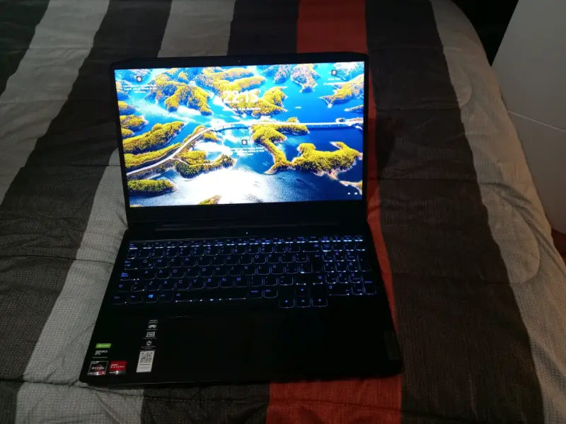 Laptop Lenovo Ideapad Gaming 3 - 2