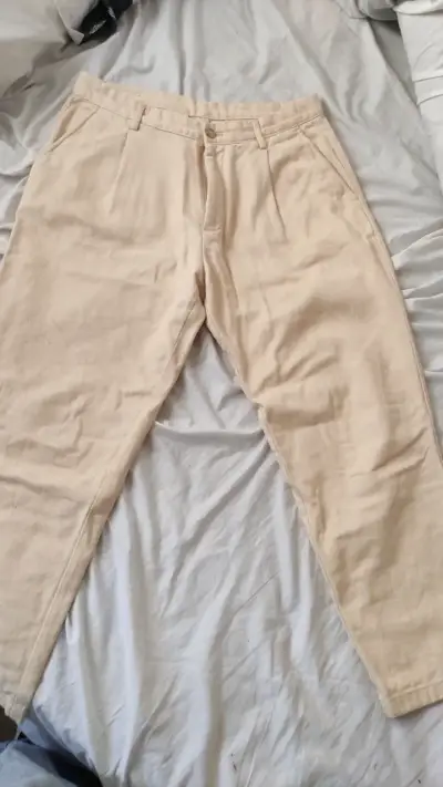 Pantalones beige de pana Zara para mujer - miniatura 1